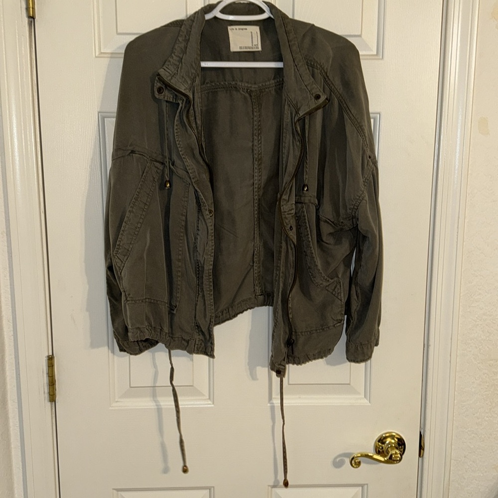 Green jacket - Picture 4 of 6